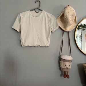 Wundermost Cropped Tee